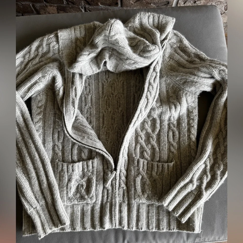 Boden  Cable Knit Women's Wool/Angora Hooded Cardigan Sweater Size 14 - Picture 10 of 14